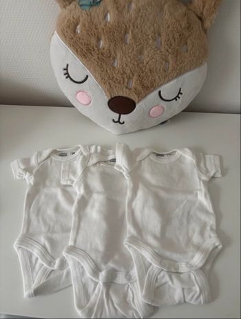 Lot body taille 1 mois