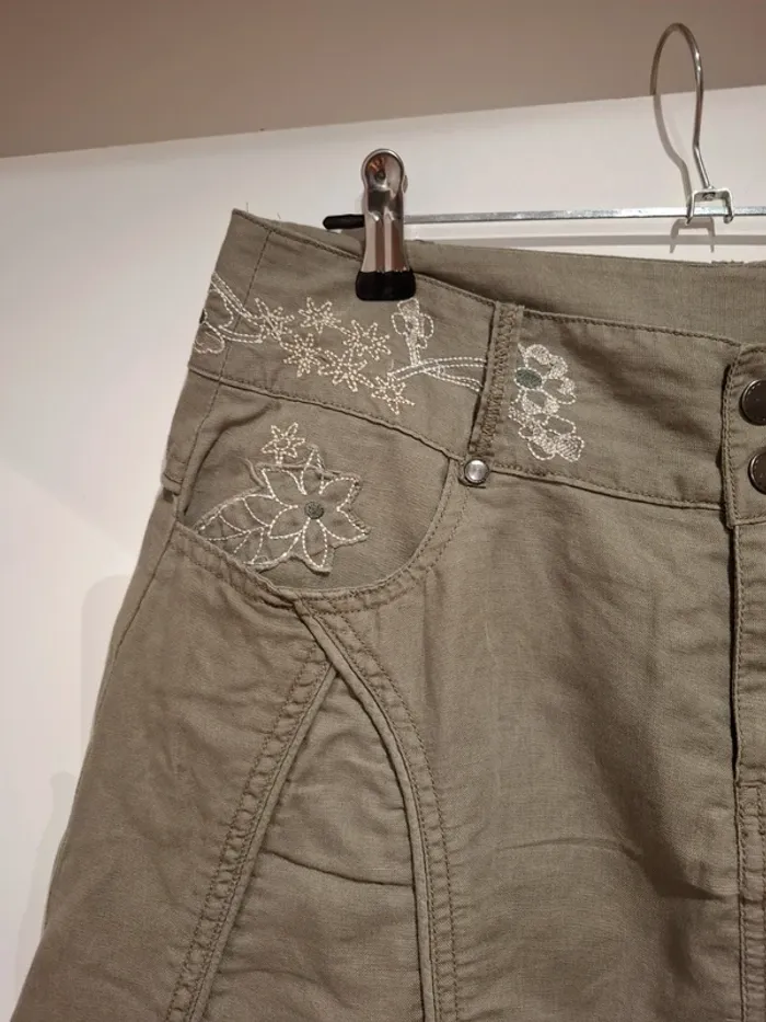 Jupe kaki 36 très bon état - photo numéro 4