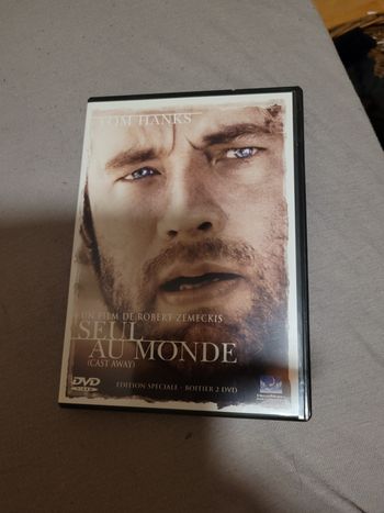 Seul au monde