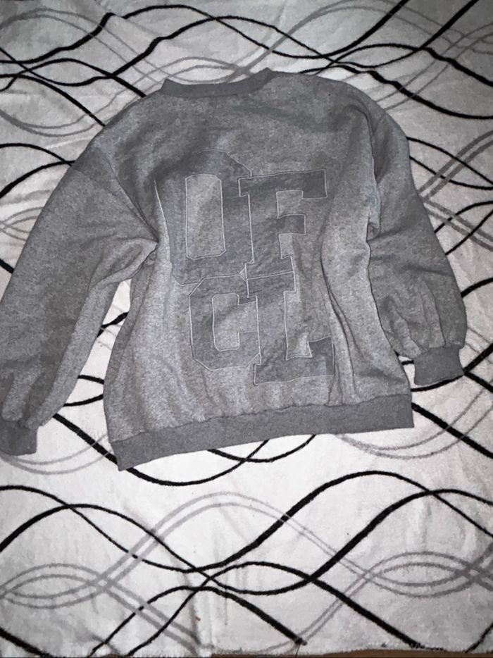 Sweat gris Boohoo - photo numéro 3