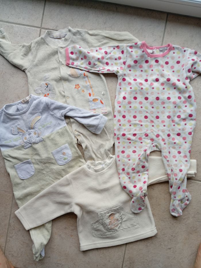 lot pyjamas