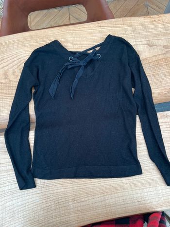 Pull fin à paillettes noir promod taille S 36 38 noeud dans le dos