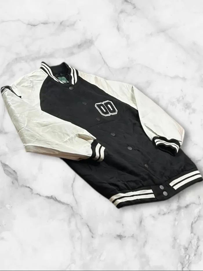 Veste Varsity Style Wild Fable Noir & Blanc Patch Brodé (Taille S) - photo numéro 3