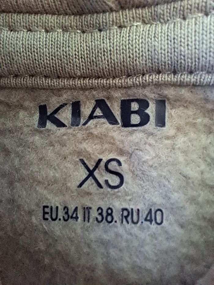 Sweat beige à capuche XS ou 14 ans - photo numéro 3