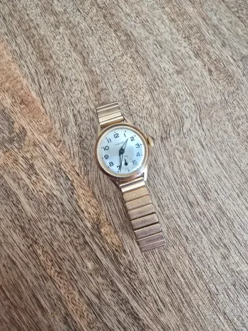 Montre vintage acier