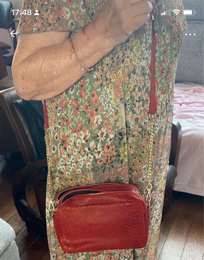 Sac à bandoulière cuir rouge reptile - photo numéro 9