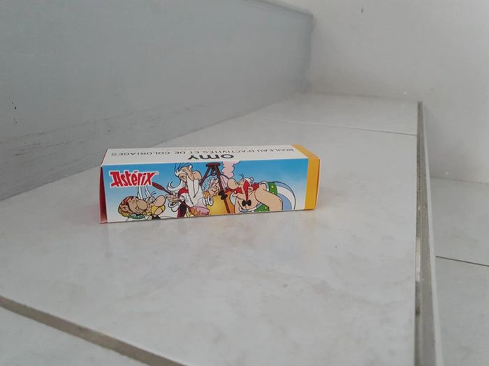 Petit rouleau d'activités et coloriage Astérix Neuf LY