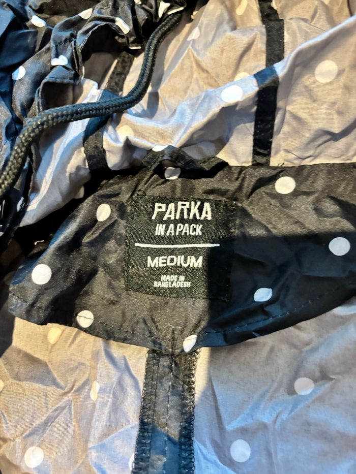 Parka imperméable légère noir pois blanc en pack taille M Primark