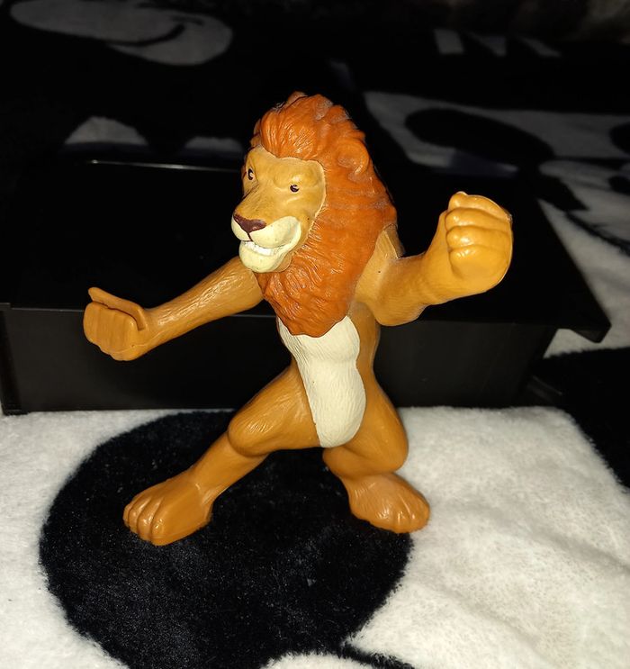 Figurine