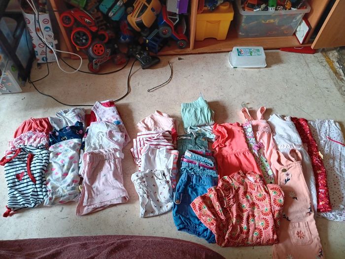 Lot 25 vêtements 9 (3) 12 mois pas de vinted go