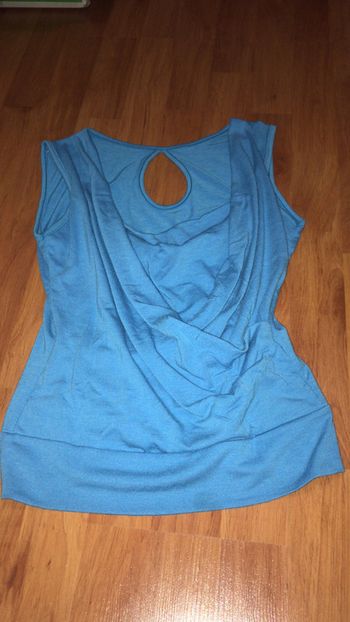 Haut bleu taille 36