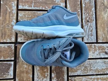 Basket nike grise