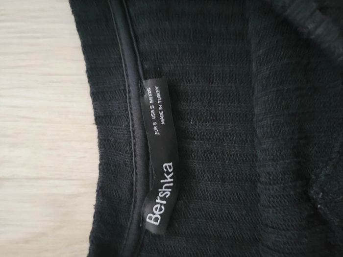 Pull court noir bershka - photo numéro 3