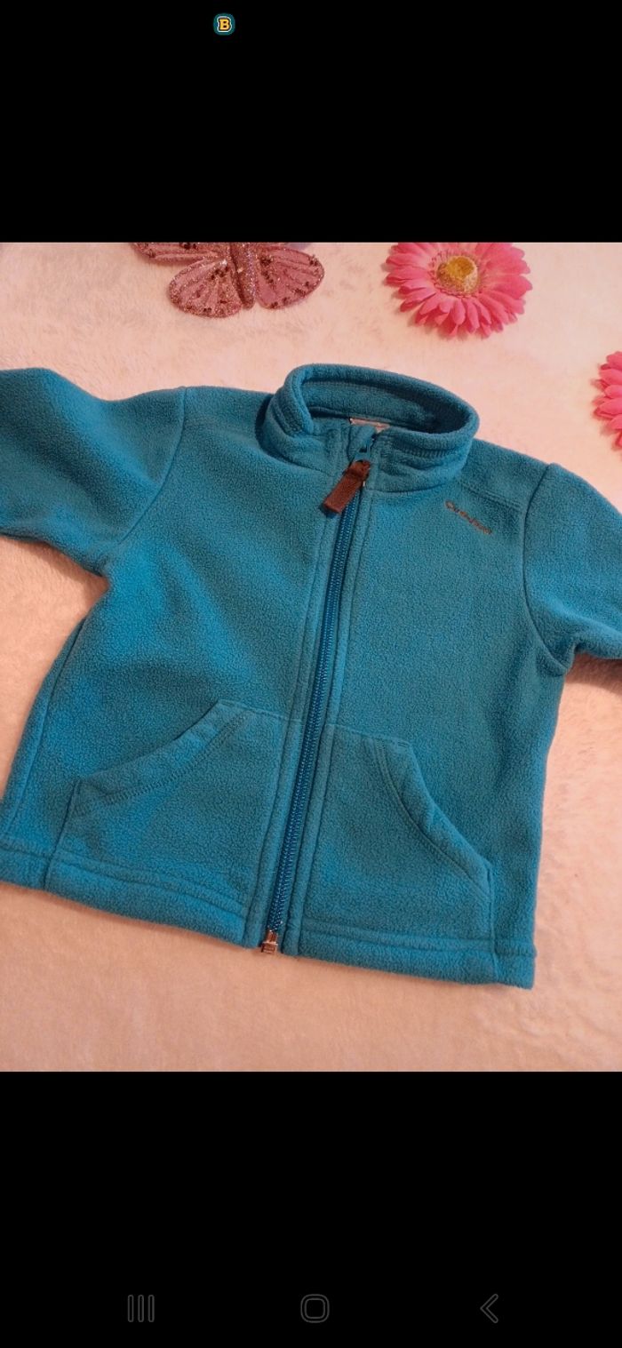 Polaire bébé taille 6 mois