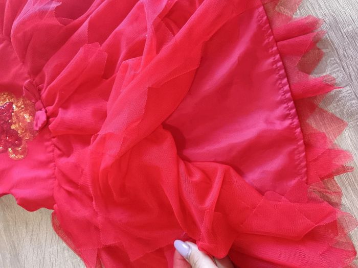C45 robe type cérémonie rouge Disney 18 mois - photo numéro 5