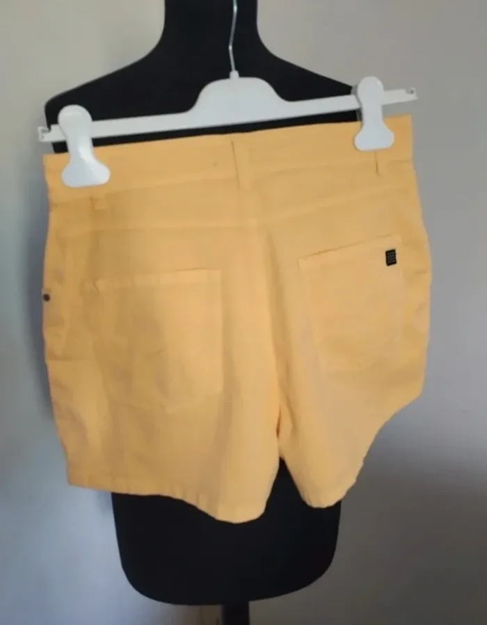 Short TBS taille 38 - photo numéro 2