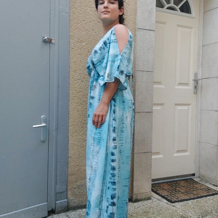 Magnifique robe pour taille 42/44 - photo numéro 2