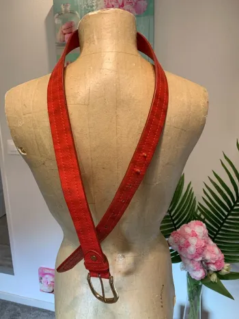 Ceinture rouge 90 cm