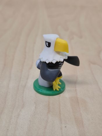 Mini figurine Choco Egg Animal Crossing : Apolo