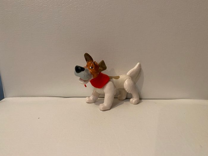 Figurine rare roublard oliver et compagnie