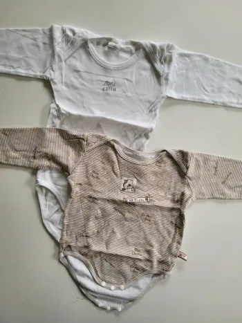 Lot 2 bodies - 2-3 ans