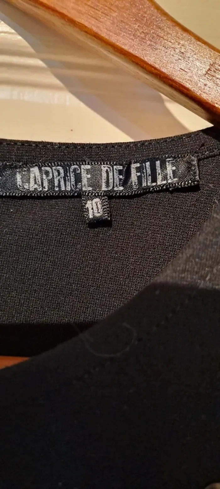 Robe hiver noire manches courtes - Marque Caprice de fille - Taille 10 ans - Très bon état. - photo numéro 5