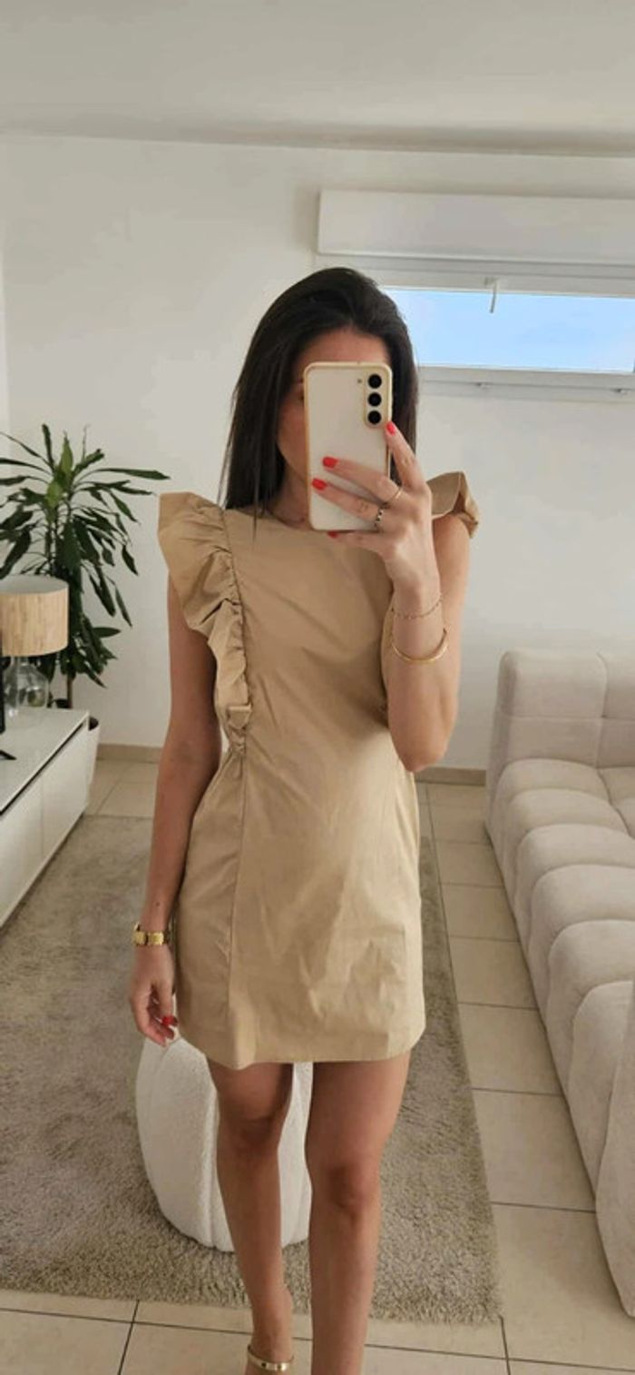 Robe Zara camel en excellent état. - photo numéro 9