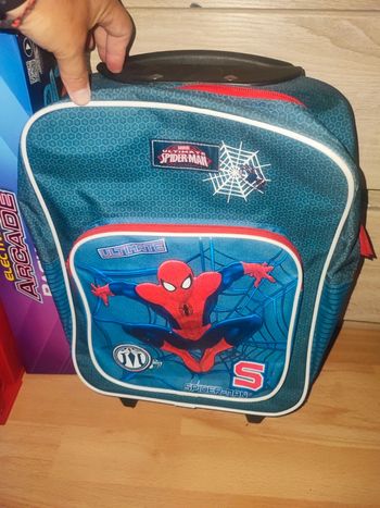 Cartable à roulettes