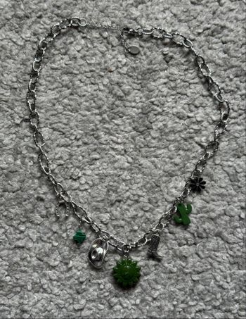 Collier tendance argenté à breloques 