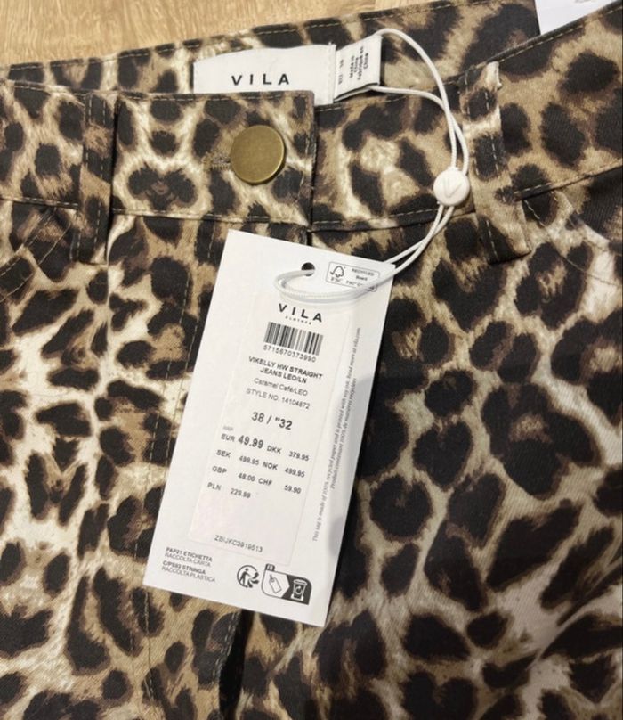 Jeans léopard neuf villa - photo numéro 4