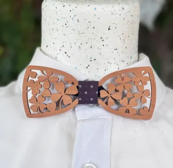Nœud papillon artisanal en bois de merisier, trèfle porte bonheur