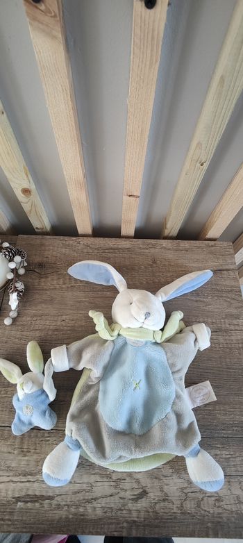 Marionnette lapin doudou et compagnie