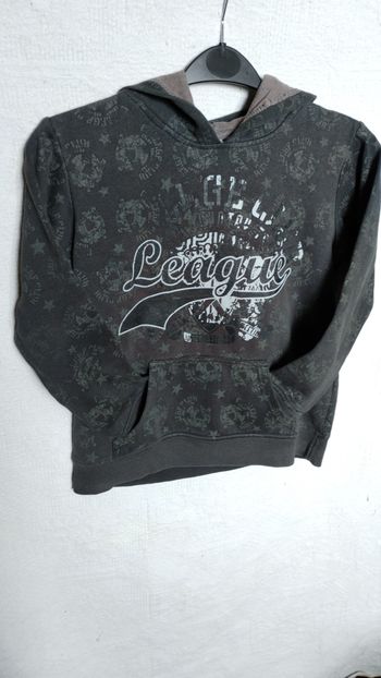 Sweat à capuche – 10 ans  