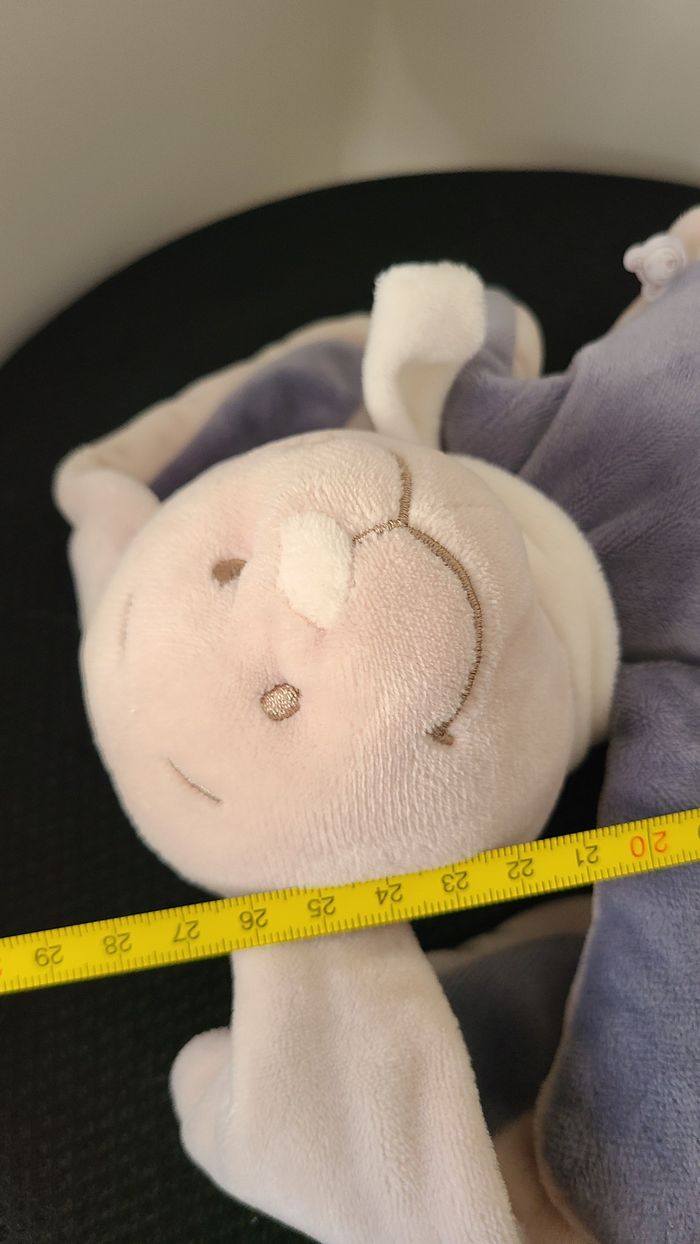 Noukie's Bao & Wapi peluche lapin bleu gris écharpe - photo numéro 2