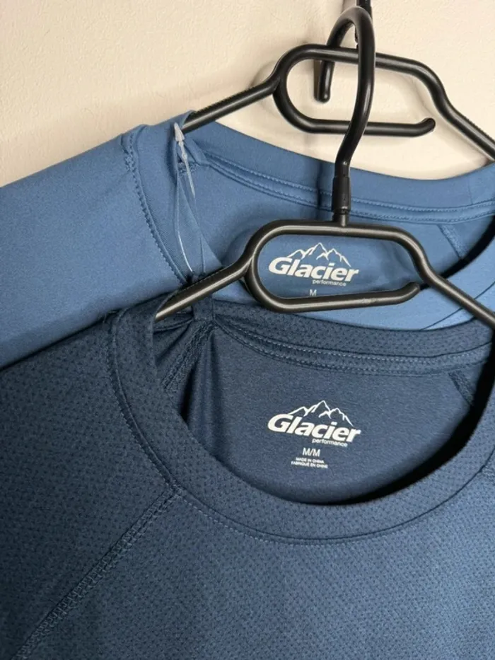 💙 Lots teeshirt Glacier / marine-bleu T/M 💙 - photo numéro 3