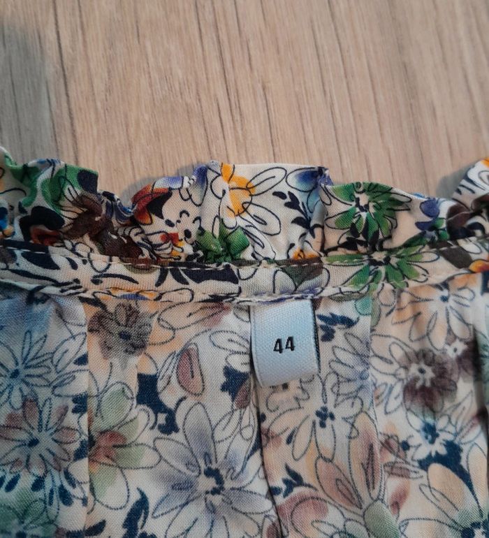 Blouse fleurie t.44 - photo numéro 8