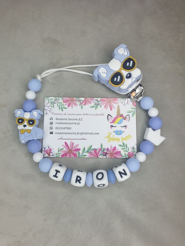 Attache tétine Chien