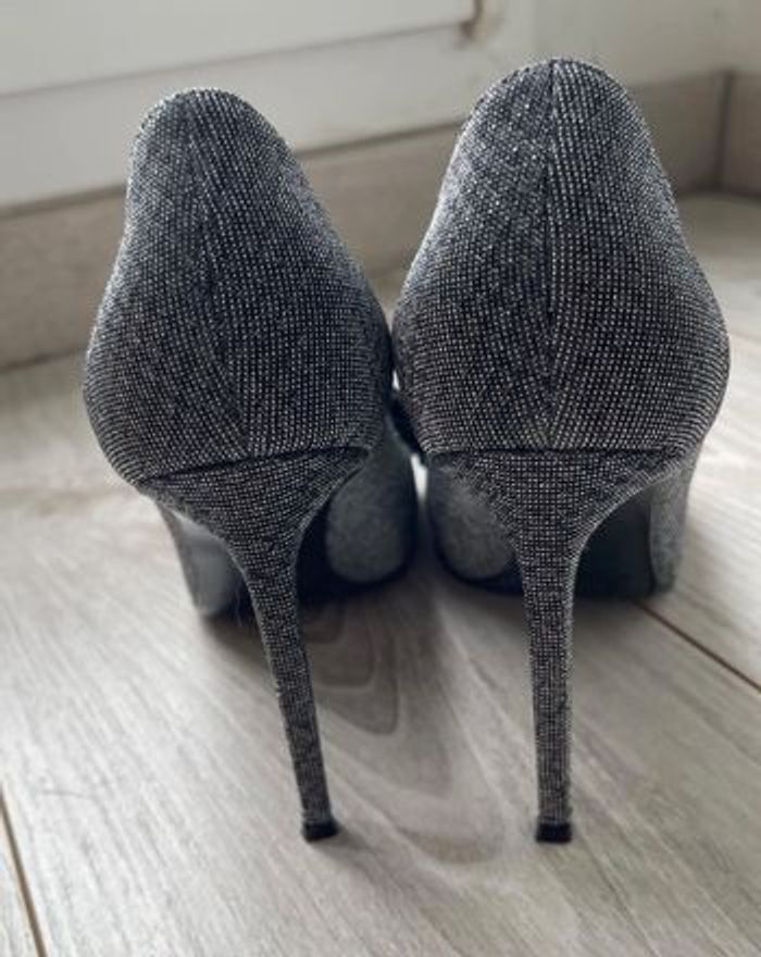 Escarpins Yves saint Laurent ANJA - NEUFS - photo numéro 5