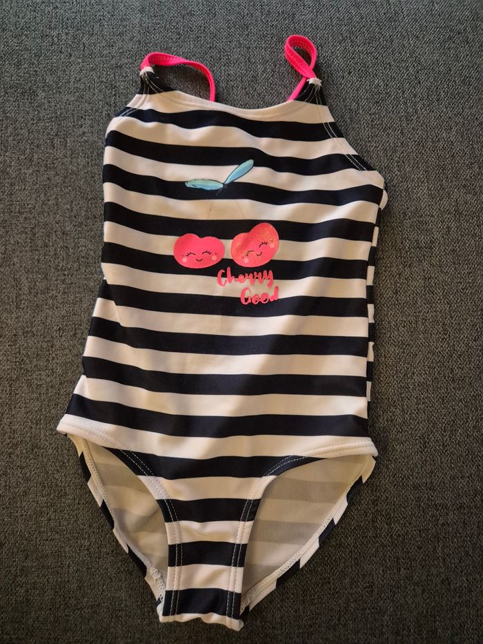 Maillot de bain 4 ans - photo numéro 1