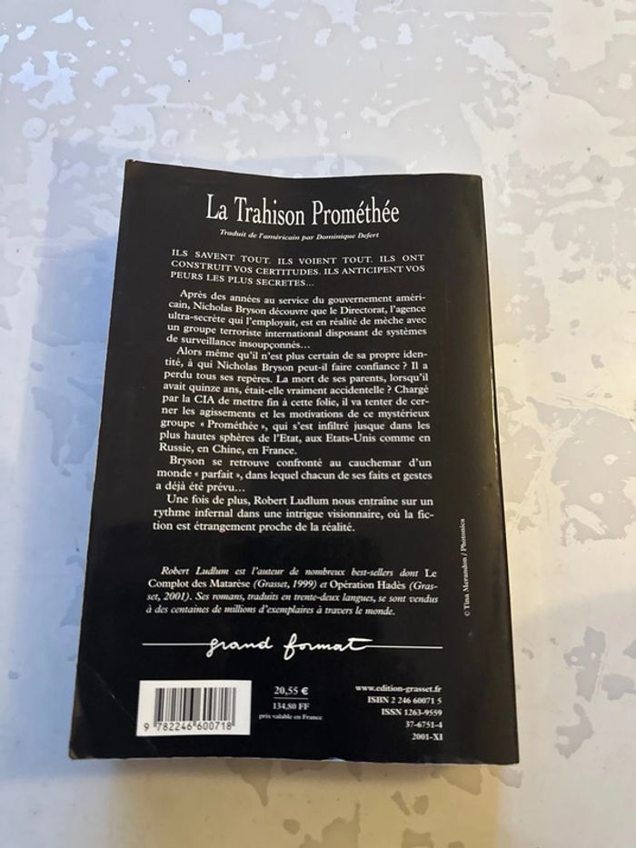 Livre la trahison prométhée - Robert ludlum - photo numéro 7