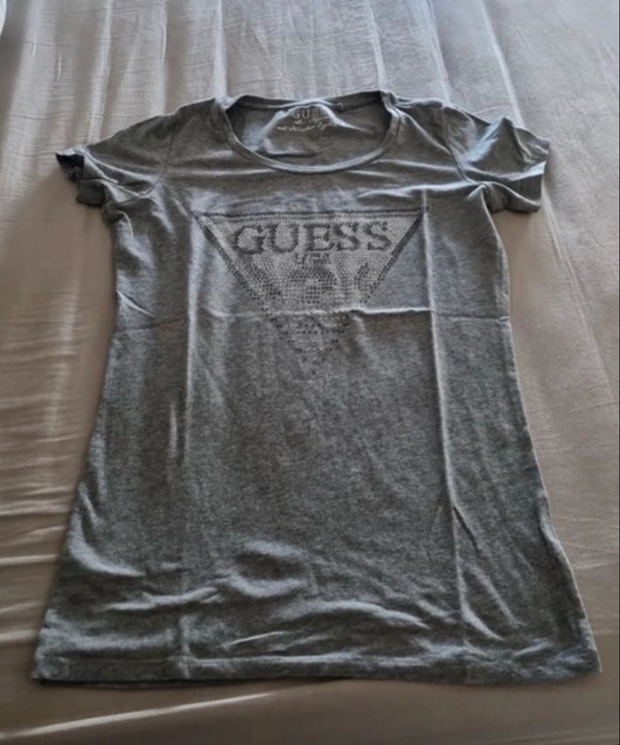 TEE shirt guess gris