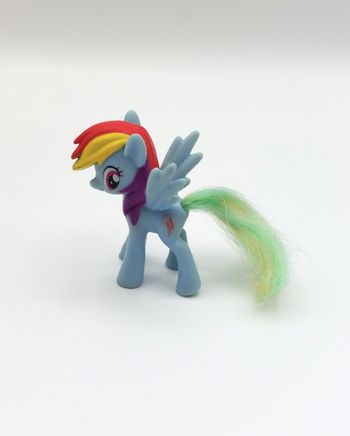 Figurine rainbow dash My little Pony mon petit Poney HASBRO G4 collection Mac Donald’s 2016 hauteur 