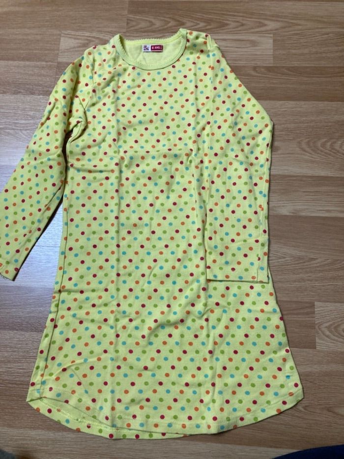 Chemise de nuit manches longues. Jaune.
