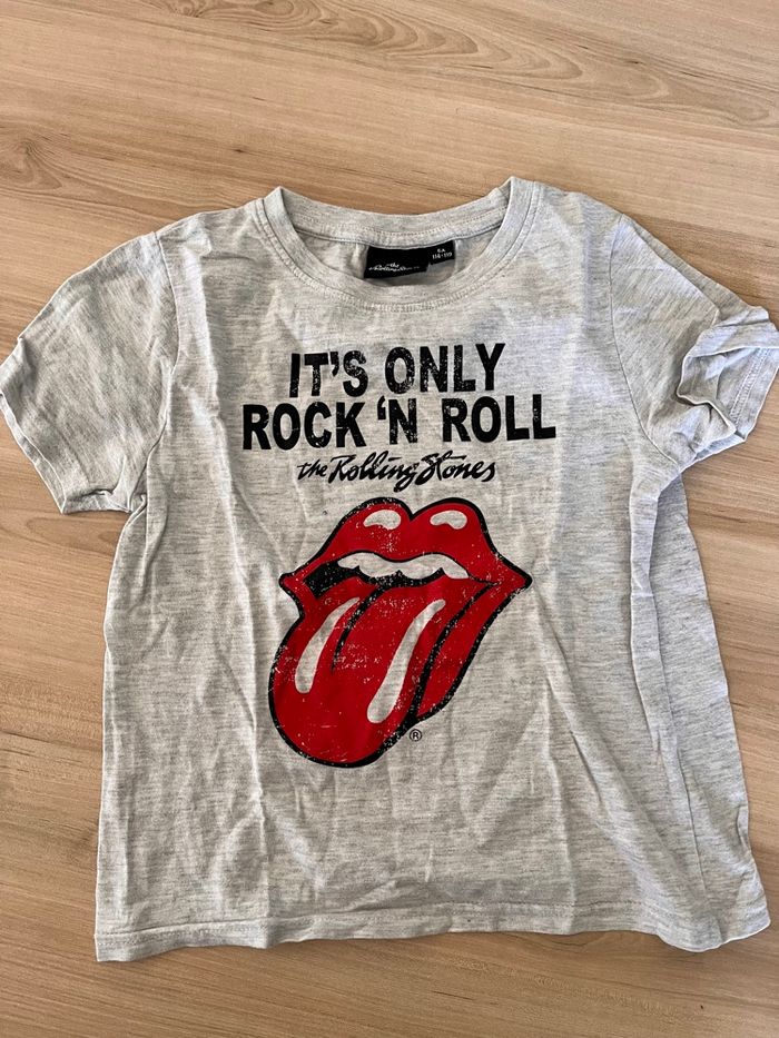 Tee-shirt motif Rolling Stone - Taille 6 ans - photo numéro 1