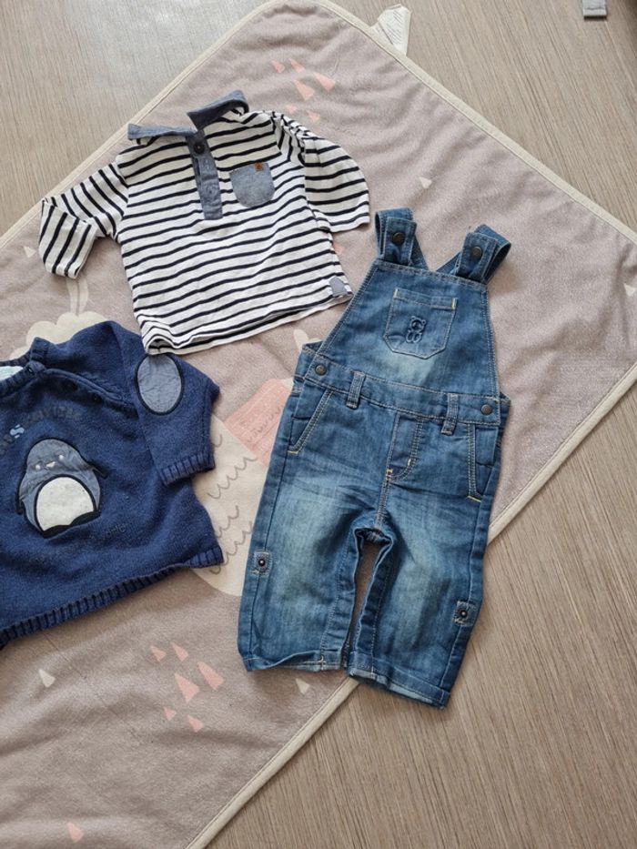 Salopette et polo 3 mois et pull obaibi 6 mois - photo numéro 3
