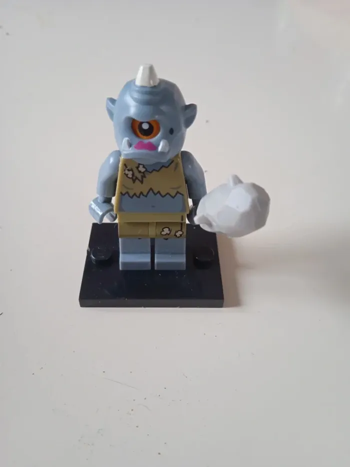 Figurine Lego série 13 Lady Cyclope - photo numéro 4