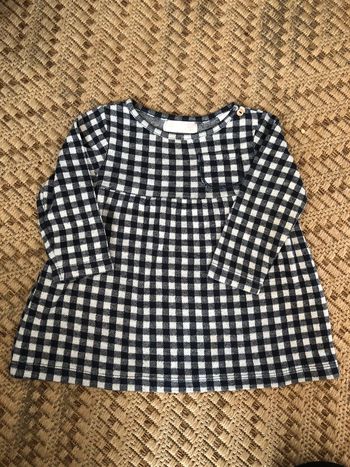 Blouse taille 12/18 mois