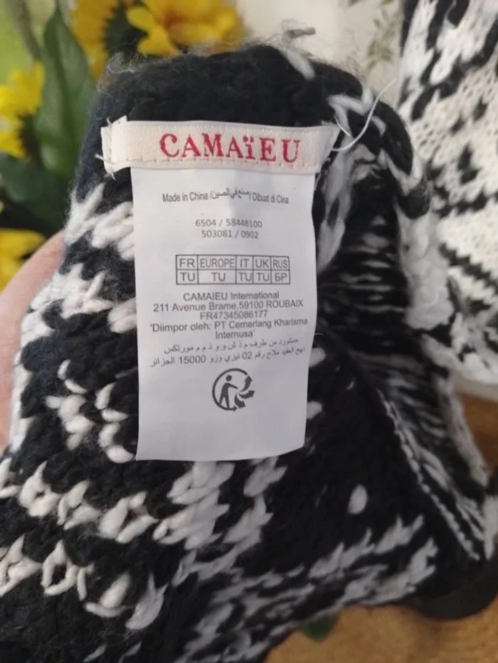 grande écharpe Camaieu 225x 26cm 100% acrylique neuve - photo numéro 4