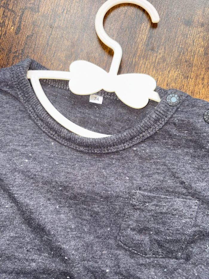 TEE shirt 9m - photo numéro 2