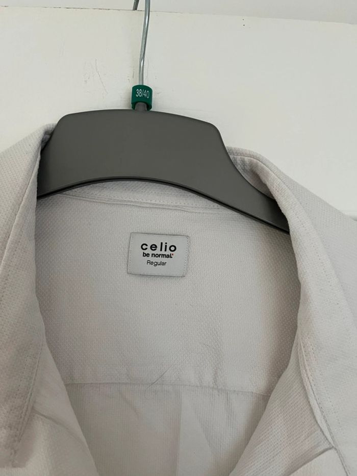 Chemise manches longues blanches homme Celio XL très bon état🤍 - photo numéro 3